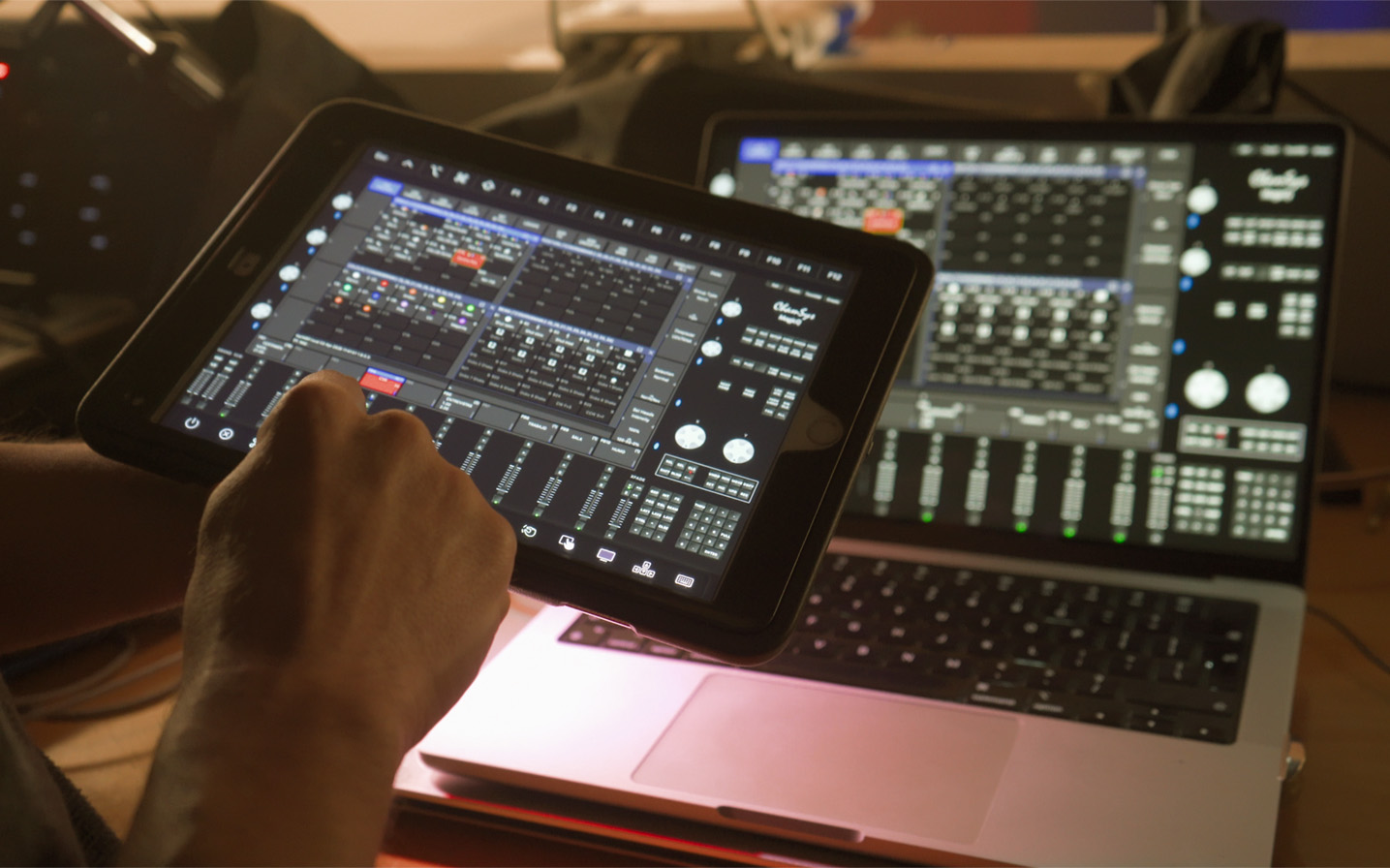 Cómo controlar ChamSys MagicQ desde un iPad con Total Remote Control (incluso con MagicDMX)